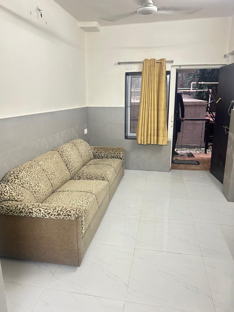 Living Room, evershine-park 2 Bedroom 780 Sq.Ft. Apartment In Andheri West Mumbai 9105005