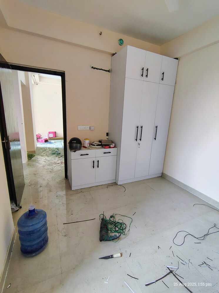 Team Area, amrapali-dream-valley 2 Bedroom 805 Sq.Ft. Apartment In Tech Zone 4 Greater Noida Greater Noida 9105026