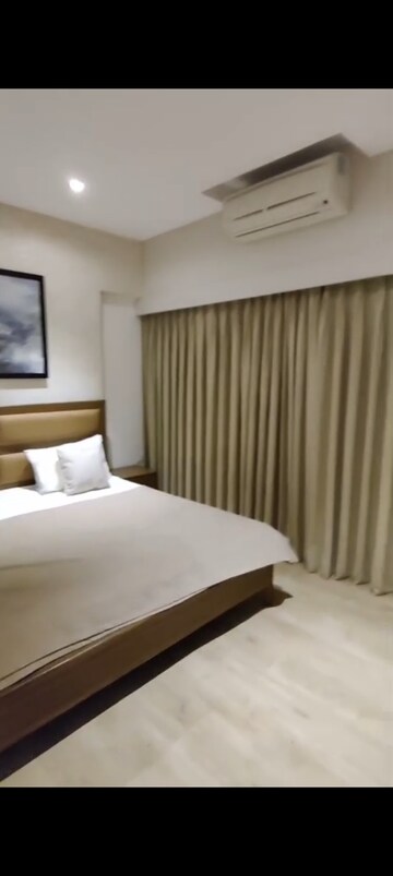 Bedroom in 2 BHK Apartment at Bandra East – for Rent