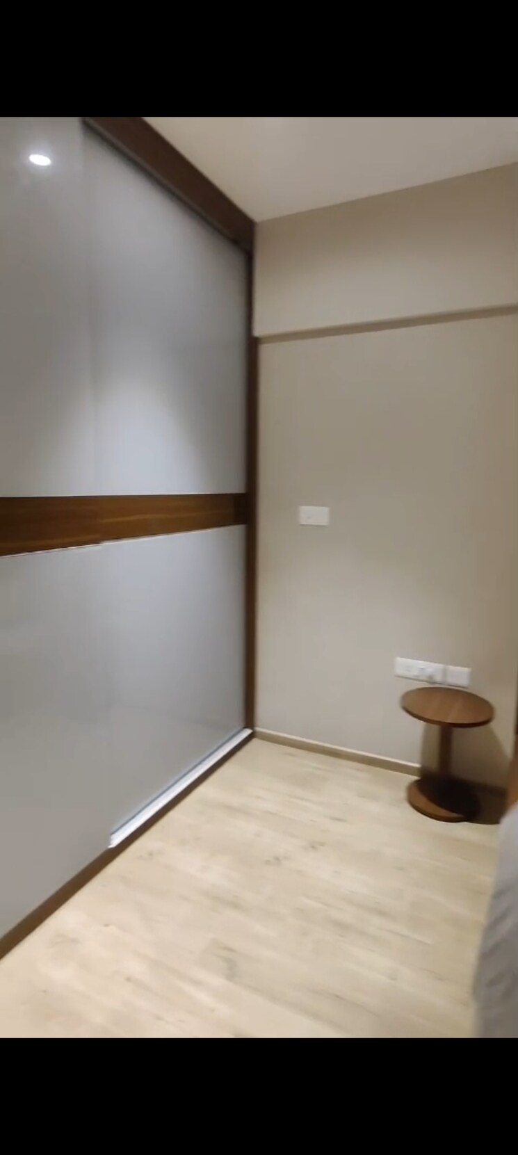 undefined, bandra east 2 Bedroom 650 Sq.Ft. Apartment In Bandra East Mumbai 9105025