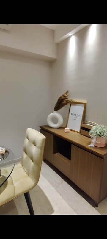 Room in 2 BHK Apartment at Bandra East – for Rent