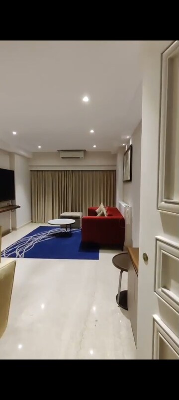 Room in 2 BHK Apartment at Bandra East – for Rent