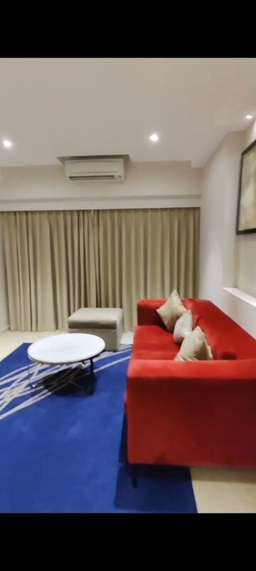 Bedroom in 2 BHK Apartment at Bandra East – for Rent