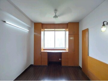 Room in 3.5 BHK Apartment at Pareena Coban Residences, Sector 99a – for Sale