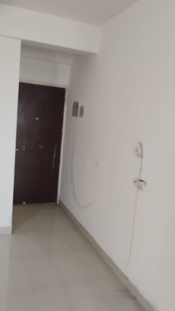 Furnished Amenities in 2 BHK Apartment at Sector 17 Dwarka – for Rent