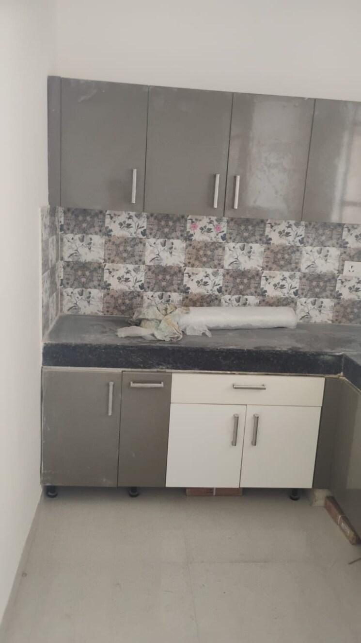 Kitchen, sector 17 dwarka 2 Bedroom 929 Sq.Ft. Apartment In Sector 17 Dwarka Delhi 9105038