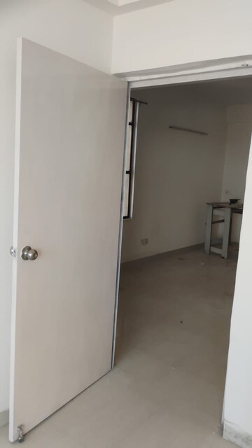 Furnished Amenities in 2 BHK Apartment at Sector 17 Dwarka – for Rent