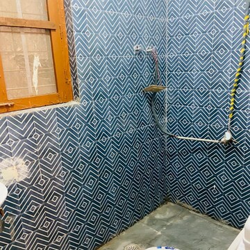 Bathroom in 3 BHK Apartment at Arun Vihar Sector 37, Sector 37 – for Rent