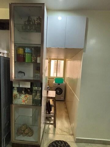 Furnished Amenities in 3 BHK Apartment at Sector 9 Dwarka – for Rent