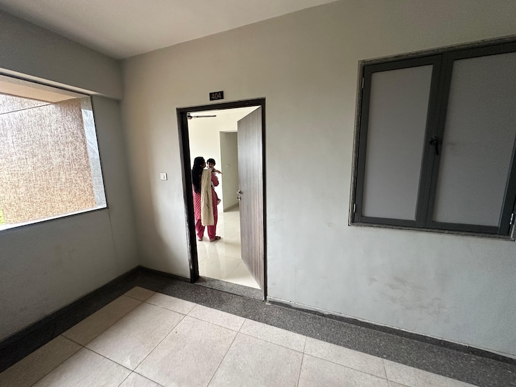 Room, shilaj 3 Bedroom 1700 Sq.Ft. Apartment In Shilaj Ahmedabad 9105148