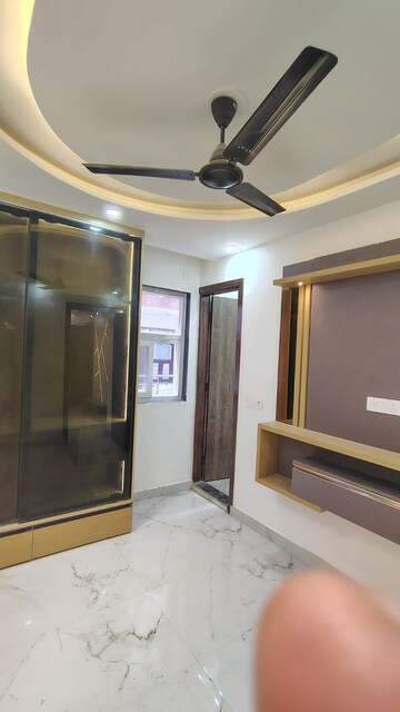 Bedroom in 2 BHK Builder Floor at Dwarka Mor – for Rent