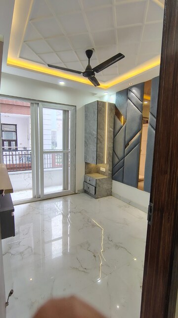 Living Room in 2 BHK Builder Floor at Dwarka Mor – for Rent