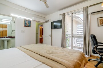 Bedroom in 4 BHK Apartment at DLF The Belvedere Park, Sector 24 – for Rent