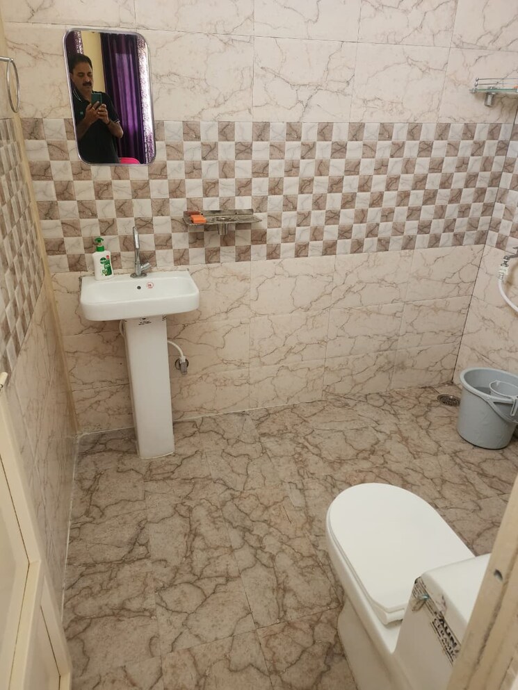 Bathroom, sahastradhara 1 Bedroom 900 Sq.Ft. Builder Floor In Sahastradhara Dehradun 9105183
