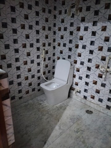 Bathroom in 1 BHK Villa at RWA Apartments Sector 122, Sector 122 – for Rent