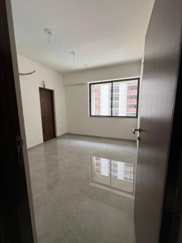 Room in 3 BHK Apartment at Shela – for Rent