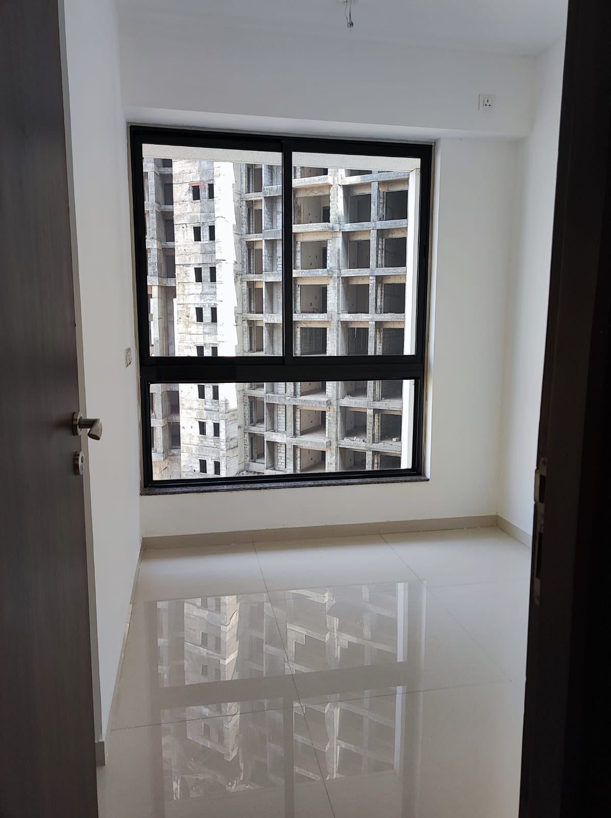 1.5 BHK + Pooja Room 618 Sq.Ft. Apartment in Sunteck City Avenue-2