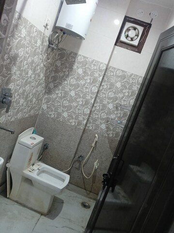 Bathroom in 2 BHK Builder Floor at Dwarka Mor – for Rent