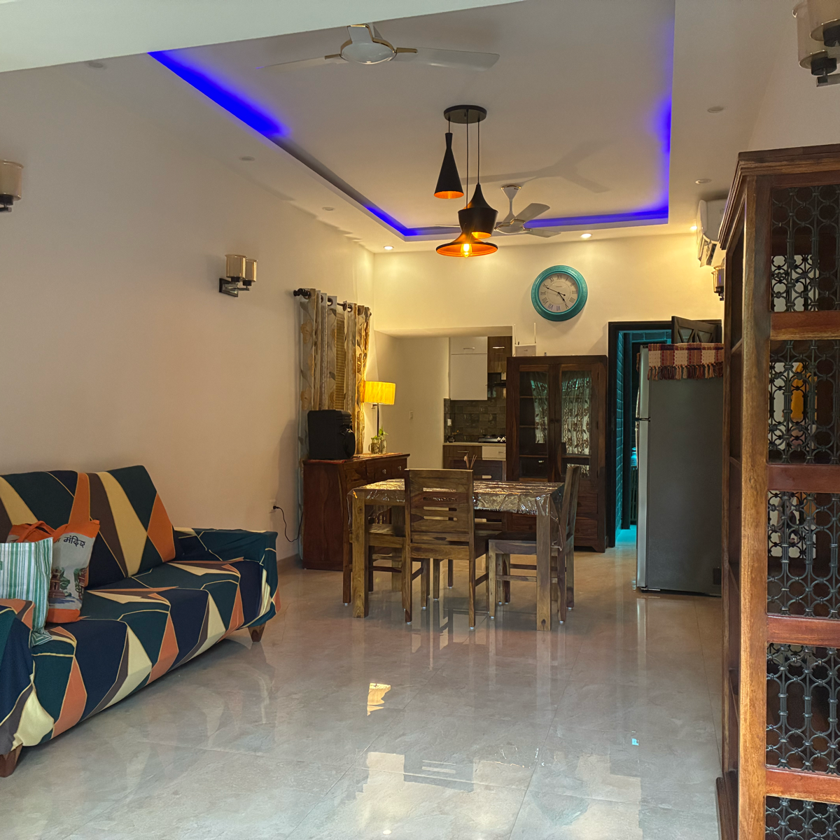 2.5 BHK + Extra Room Apartment For Rent in RWA Apartments Sector 37