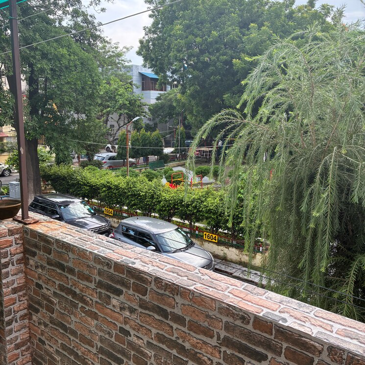 Exterior View, rwa-apartments-sector-37 2.5 Bedroom 1500 Sq.Ft. Apartment In Arun Vihar Noida 9105247