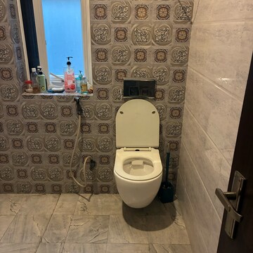 Bathroom in 2.5 BHK Apartment at RWA Apartments Sector 37, Arun Vihar – for Rent
