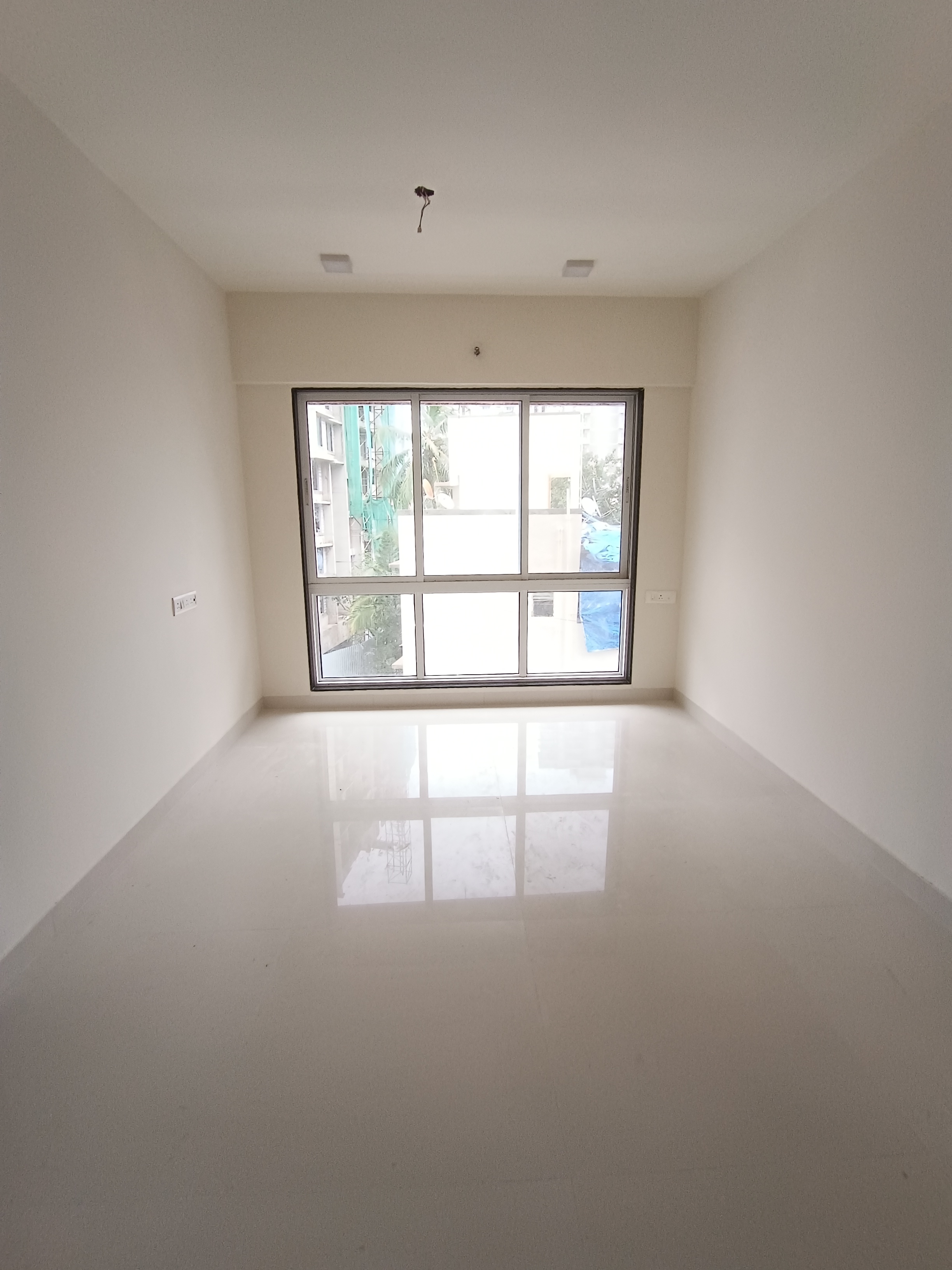 1 BHK + Pooja Room Apartment For Sale in Goyal Sea Rock
