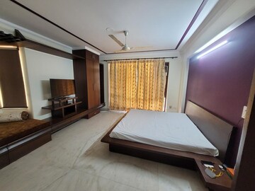 Bedroom in 3.5 BHK Apartment at Hextax Commune, Sector 43 – for Rent