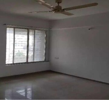 Room in 2 BHK Apartment at Rishikesh Seraph Supremus, Bavdhan – for Rent