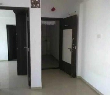 Room in 2 BHK Apartment at Rishikesh Seraph Supremus, Bavdhan – for Rent