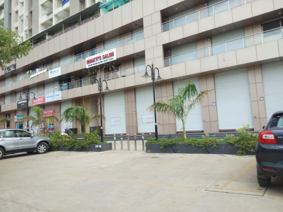 Office Space For Sale in Mantra Essence