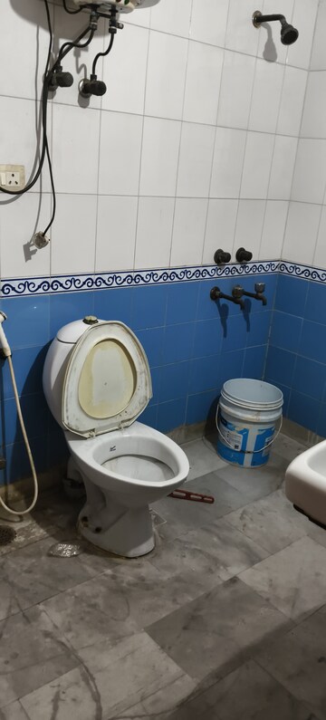 Bathroom in 1.5 BHK Independent House at RWA Apartments Sector 61, Sector 61 – for Rent
