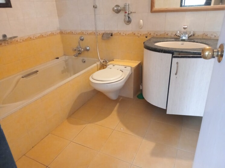 Attached Bathroom, atul-leela-garden 3 Bedroom 1300 Sq.Ft. Apartment In Kalyani Nagar Pune 9105311