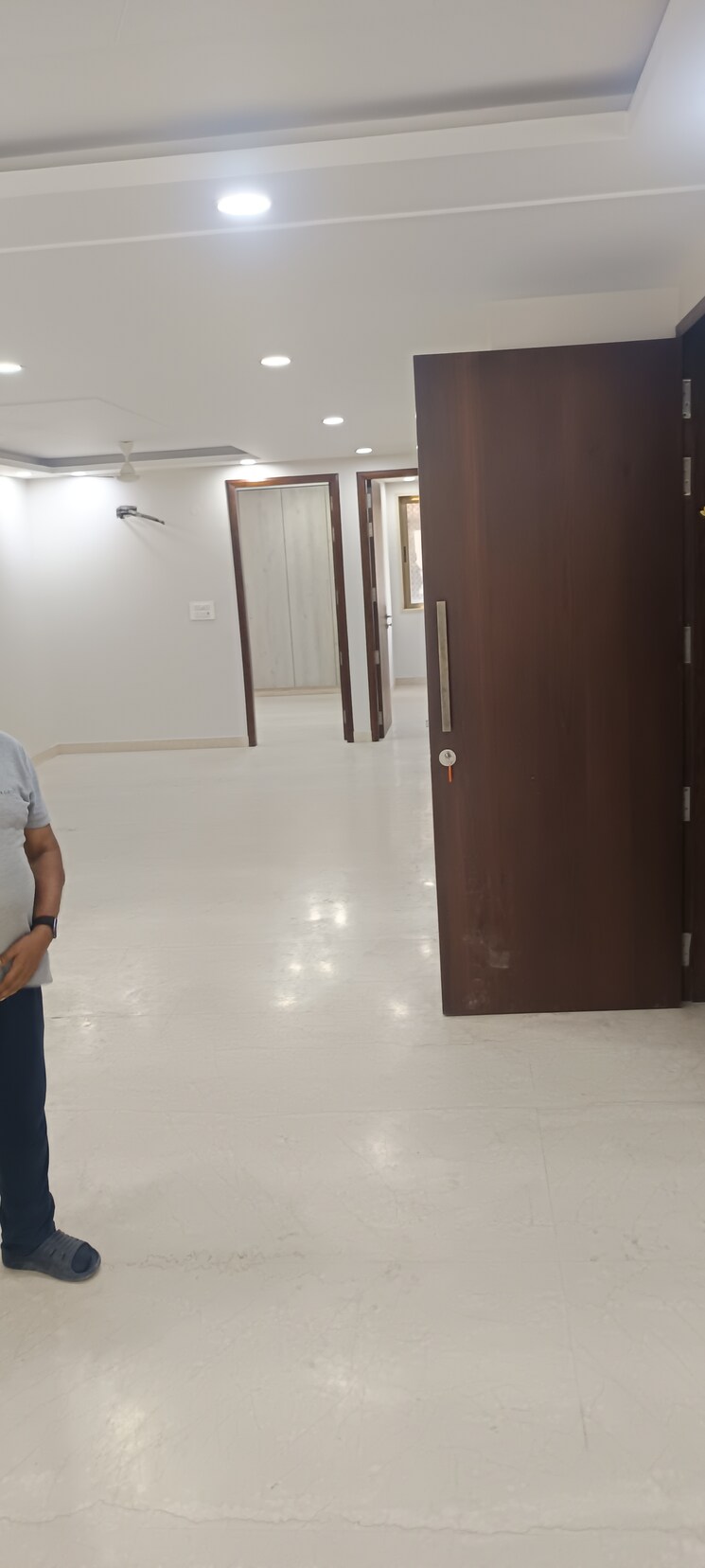 Room, rohini sector 11 3 Bedroom 1100 Sq.Ft. Builder Floor In Rohini Sector 11 Delhi 9105329