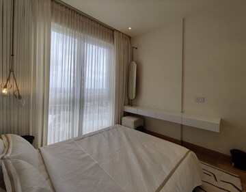 Room in 3 BHK Apartment at Bhartiya Leela Residences, Thanisandra Main Road – for Rent