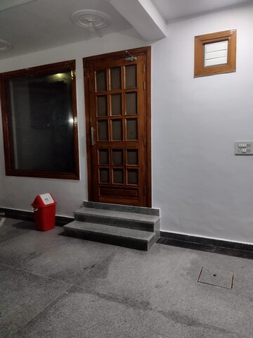 3 BHK Builder Floor For Rent in Sector 7 Wave City