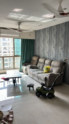 2.5 BHK Apartment For Sale in Sheth Vasant Oasis
