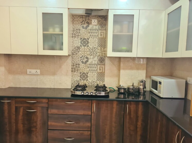 Kitchen, sukhdev vihar 3 Bedroom 480 Sq.Yd. Apartment In Sukhdev Vihar Delhi 9105315