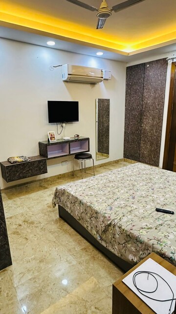 Bedroom in 4 BHK Builder Floor at Green Fields Colony – for Sale