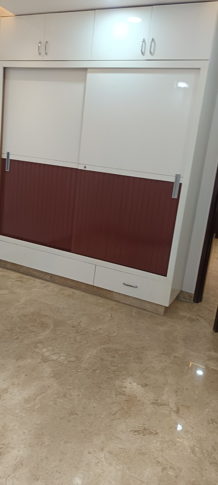 Bathroom, rohini sector 16 2 Bedroom 750 Sq.Ft. Builder Floor In Rohini Sector 16 Delhi 9105388