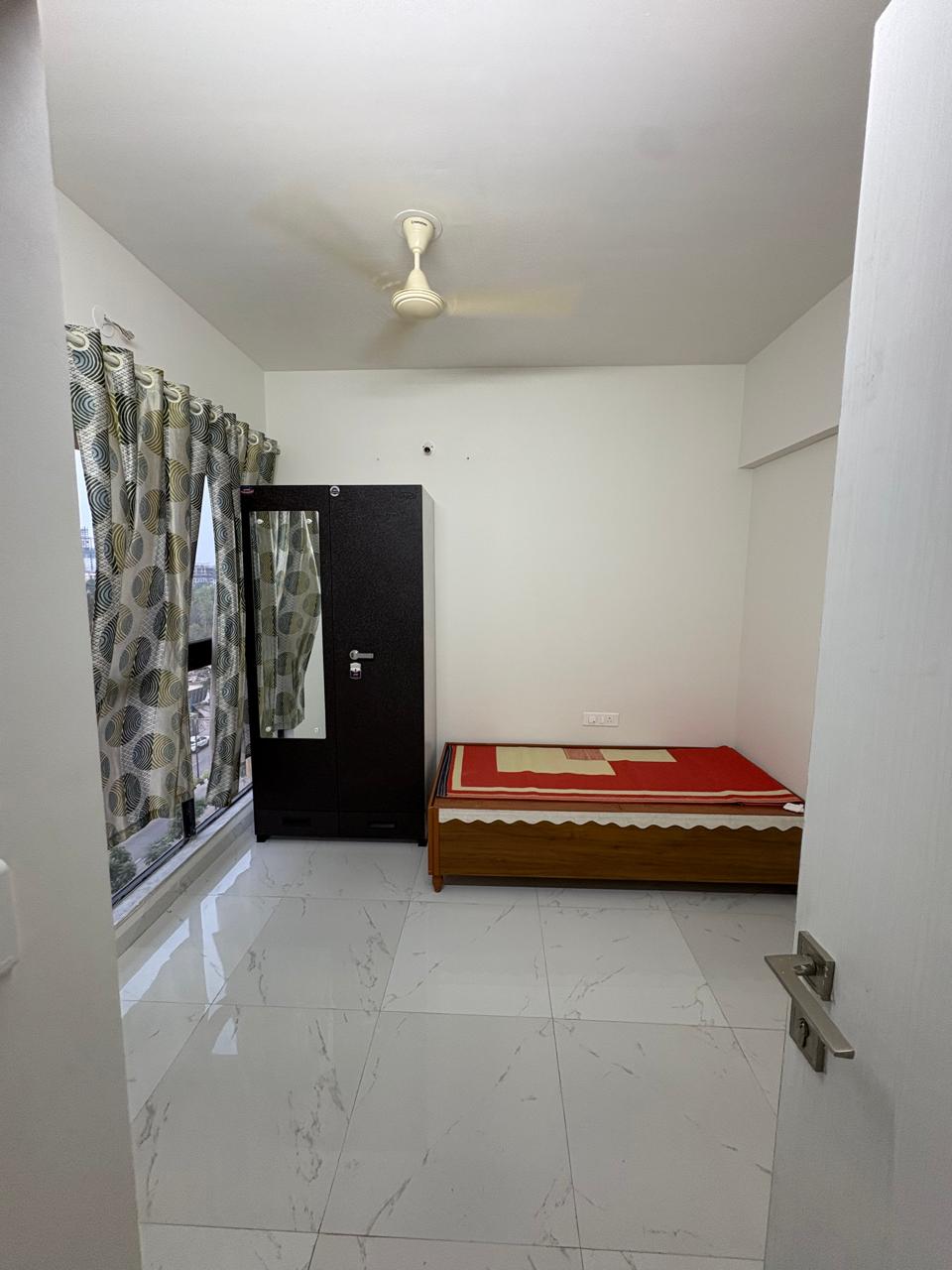 1 BHK + Pooja Room Apartment For Rent in Runwal Gardens