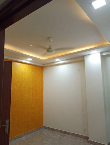 Room in 6+ BHK Independent House at Ansal Sushant Floors, Sushant Lok ii – for Sale