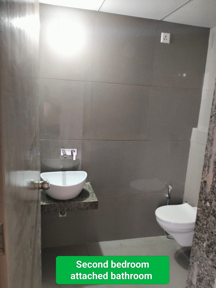Bathroom, kavisha-atria 3 Bedroom 1750 Sq.Ft. Apartment In Shela Ahmedabad 9105435
