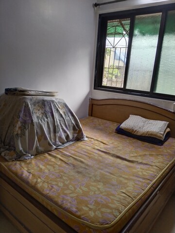 Bedroom in 2 BHK Apartment at Panch Pakhadi – for Rent