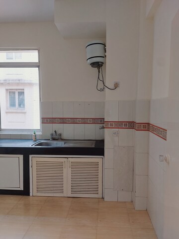 Kitchen in 3 BHK Apartment at DLF Ridgewood Estate, Dlf Phase iv – for Rent