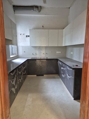 Kitchen in 4 BHK Builder Floor at RWA Apartments Sector 26, Sector 26 – for Rent