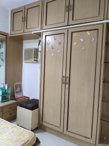 Bedroom in 2 BHK Apartment at Panch Pakhadi – for Rent