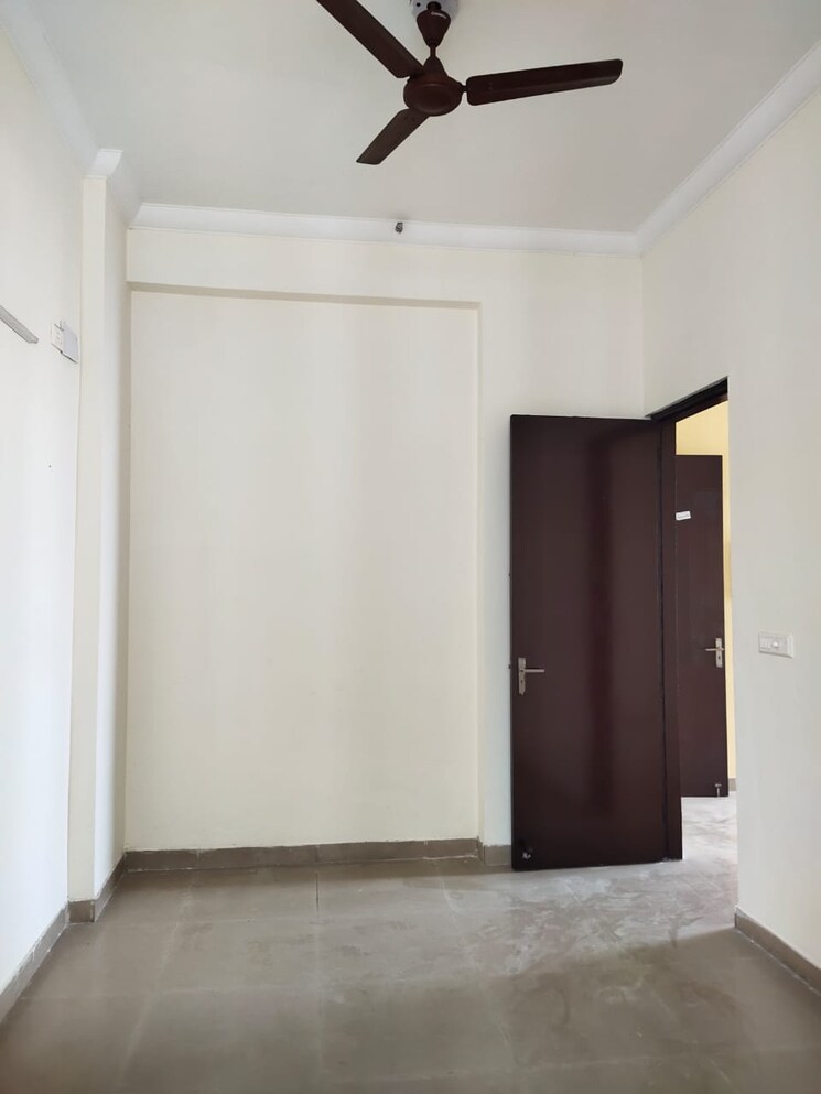 Room, assotech-windsor-court 2 Bedroom 990 Sq.Ft. Apartment In Sector 78 Noida 9105448