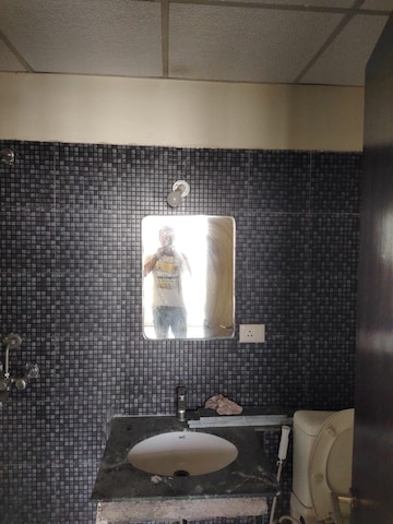Bathroom in 2 BHK Apartment at Assotech Windsor Court, Sector 78 – for Rent