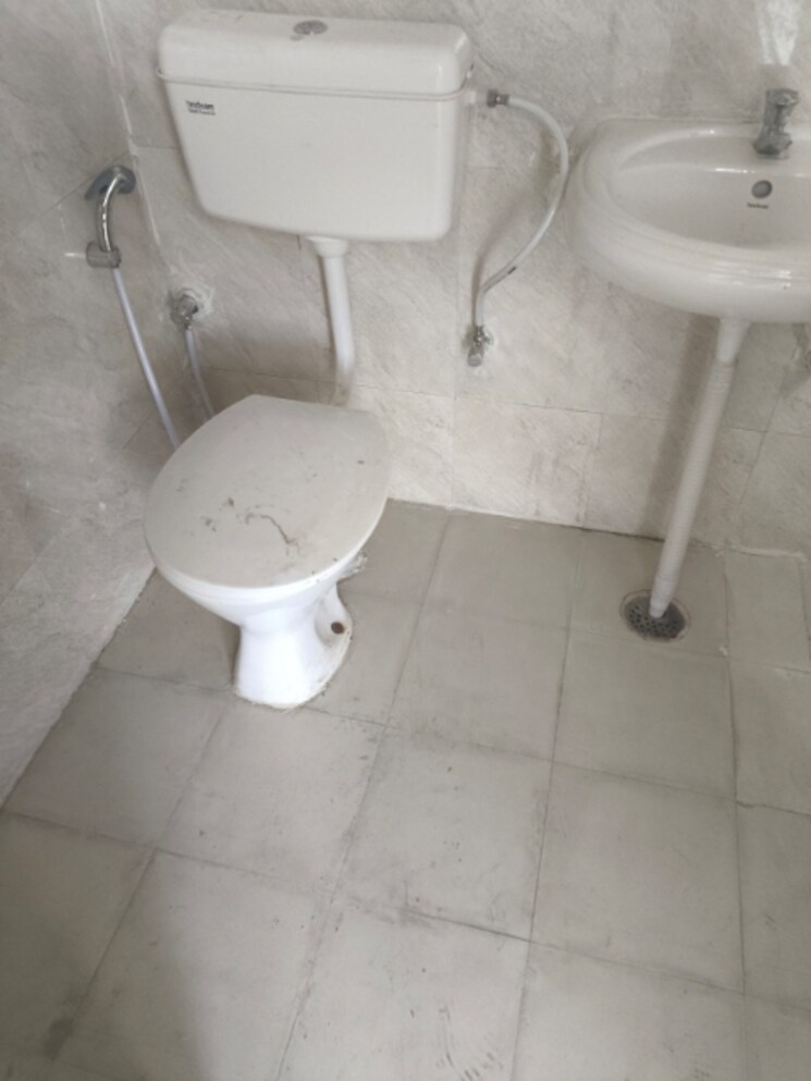 Bathroom, signature-the-millennia-2 2 Bedroom 620 Sq.Ft. Apartment In Sector 37d Gurgaon 9105498