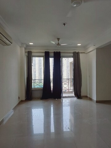 Building Lobby in 2 BHK Apartment at Suncity Essel Tower, Sector 28 – for Rent